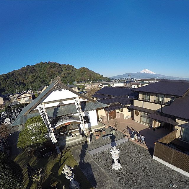 静岡県伊豆の国市原木のお寺 實成寺image